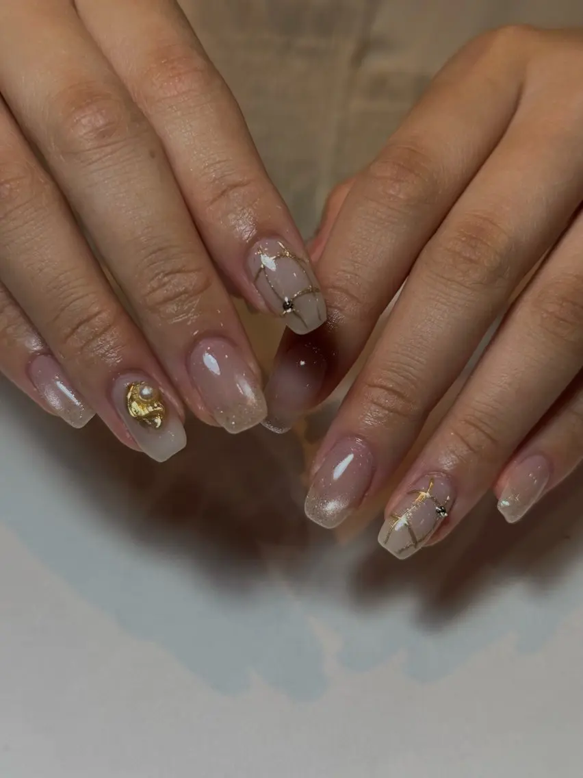 〖 オフなし 〗 design90 ニュアンスネイル/大宮ネイルの写真