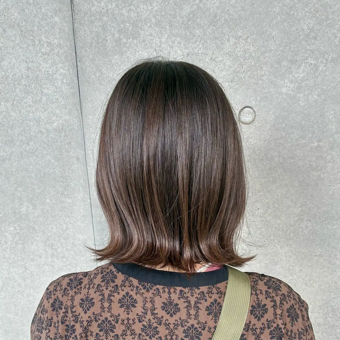 ショート ボブ 外ハネヘア カット 遠藤姫花 𝒂𝒔𝒉草加𓂃のヘアスタイル