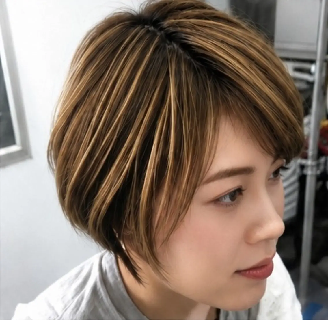 カラー ベージュカラー ハイライトカラー ボブ ヘアカラー 専業カラーリスト三木 敏嵩のヘアスタイル