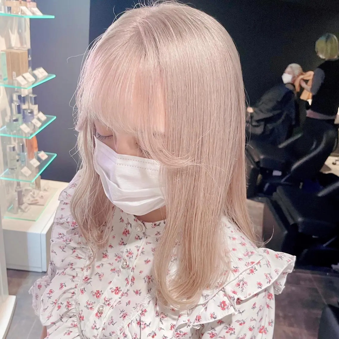 セミロング カラー ハイトーンカラー ヘアカラー トリートメント ✨MiL✨ ✨心斎橋✨のヘアスタイル