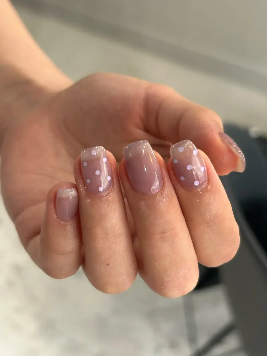 ネイル シンプルネイル née RINAのネイルデザイン