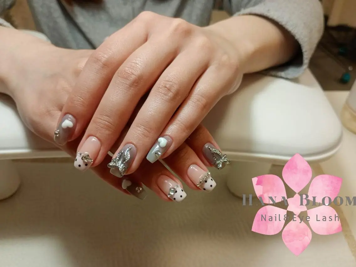 ネイル 長さ出し フットネイル 韓国ネイル マグネットネイル 持ち込み ハンドネイル ハンドケア Hana Bloom Nail💗YUIのネイルデザイン