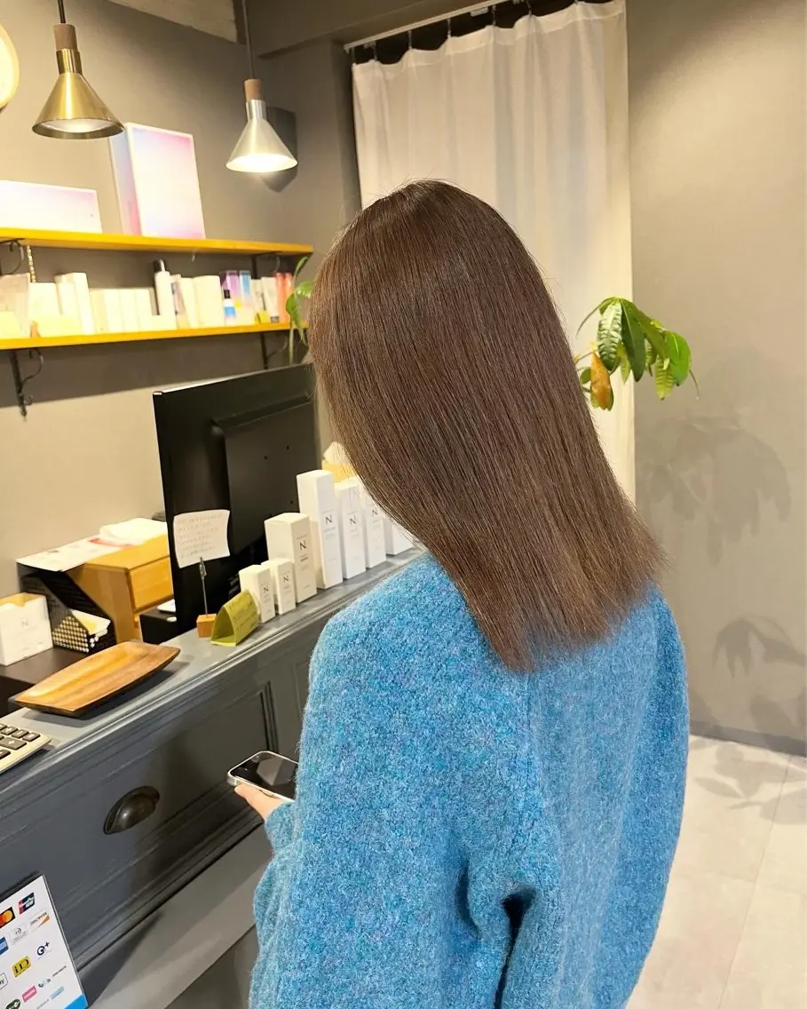 セミロング SHU NTAのヘアスタイル