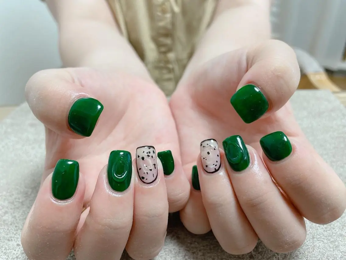 ネイル ハンドネイル mogunail &blowのネイルデザイン