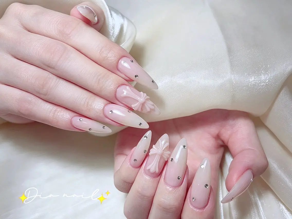 ネイル フットネイル 韓国ネイル レース マグネットネイル ニュアンスネイル ハンドネイル Dia nail サロンのネイルデザイン