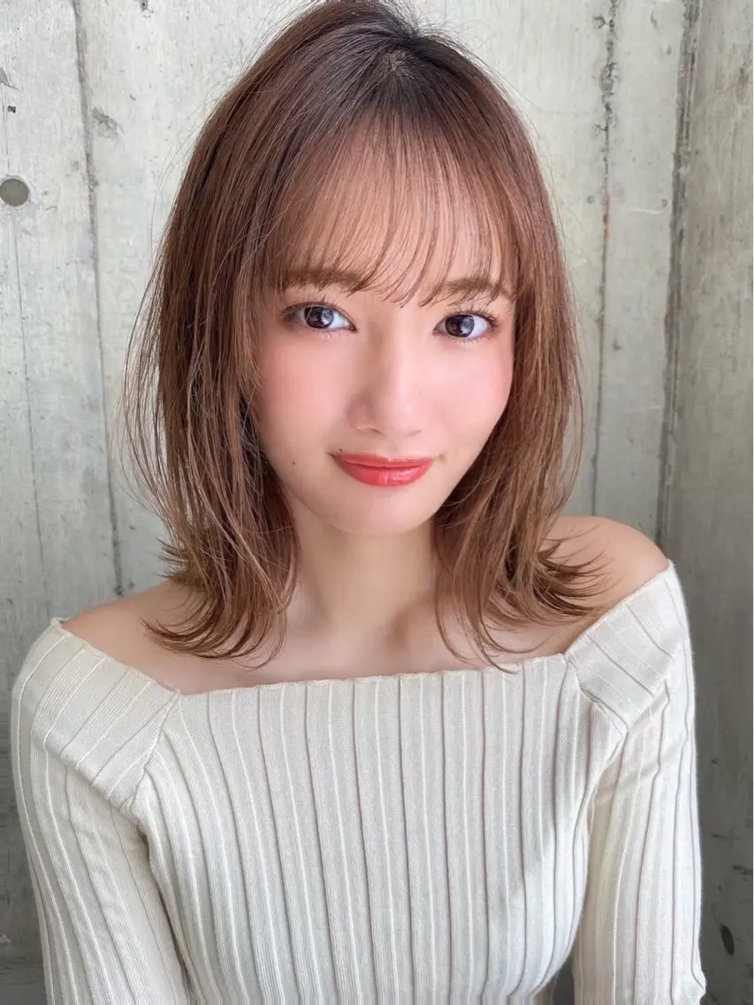 ミディアム レイヤーカット/前髪 顔まわり/大田哲也のヘアスタイル