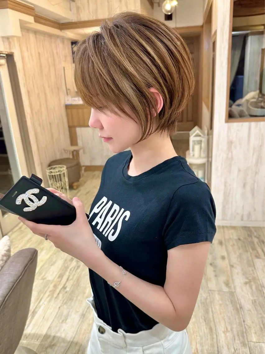 ショート おのだ あやなのヘアスタイル