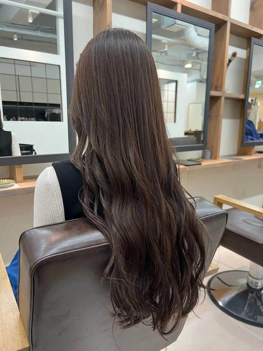 ロング ロング トリートメント 室谷 ゆりあのヘアスタイル