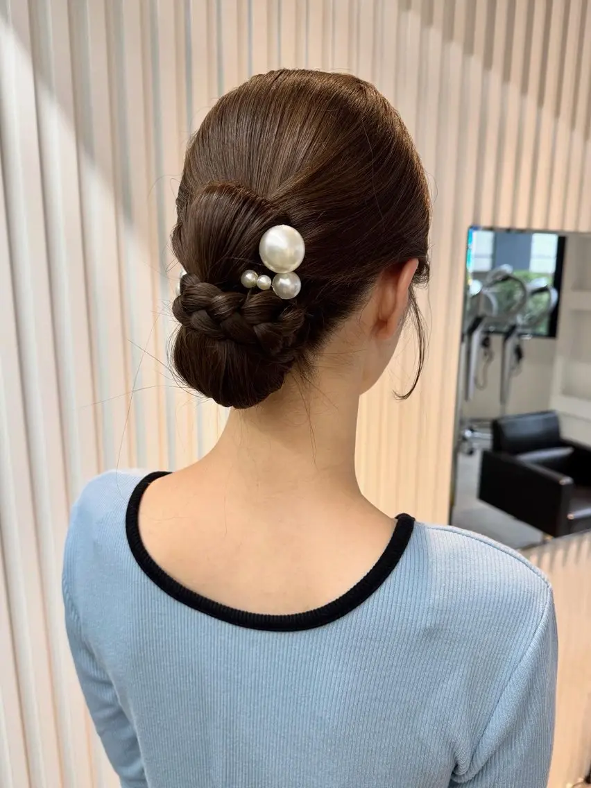 ミディアム ヘアアレンジ 結婚式・ブライダル ヘアセット ゆい/うる艶カラー /韓国ヘアセットのヘアスタイル