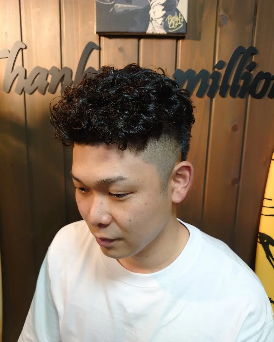 パーマ メンズ メンズパーマ カット パーマ 岡林 選のヘアスタイル