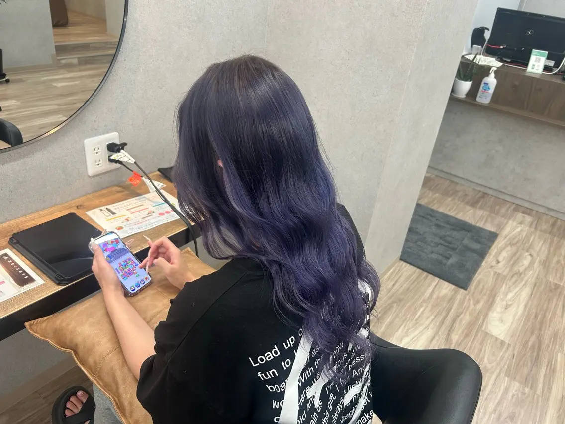 ロング カラー ヘアカラー 鈴木 杏奈のヘアスタイル