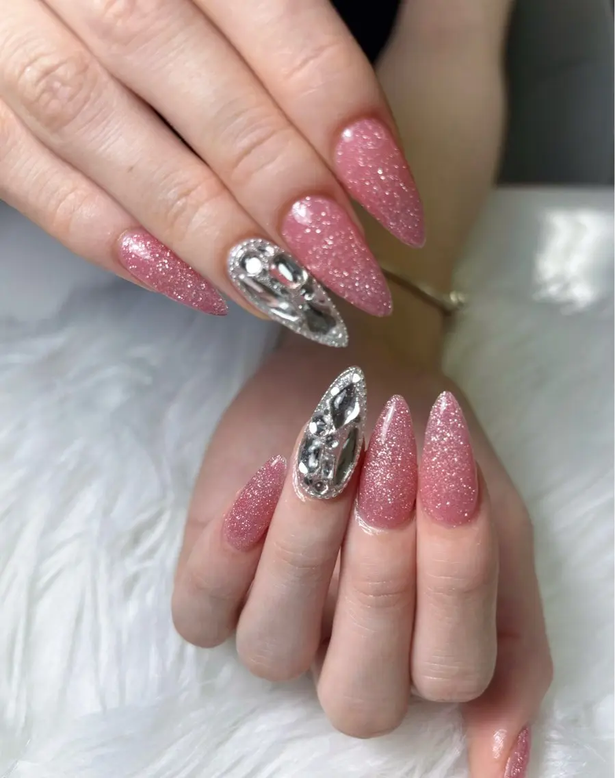 ネイル ハンドネイル King _Nail Linaのネイルデザイン