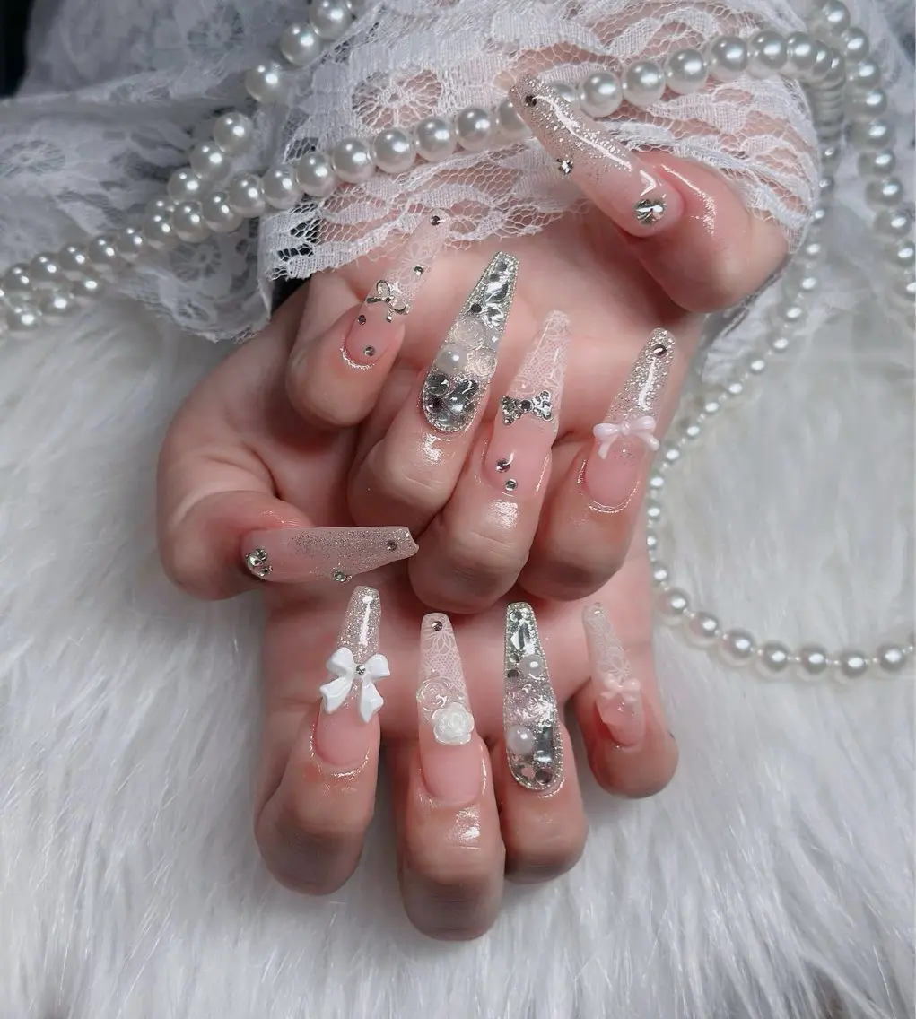 ネイル オーロラネイル フレンチネイル ジェルネイル ハロウィン 韓国ネイル ハンドネイル neco H.babynailのネイルデザイン