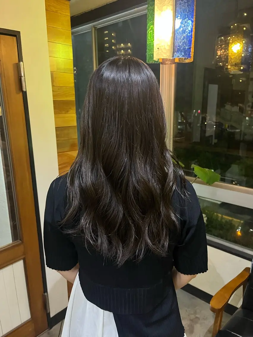 セミロング カラー アッシュ ヘアカラー iro+soi はるかのヘアスタイル