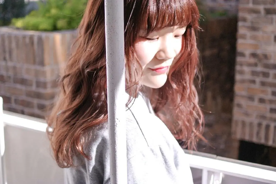 セミロング ピンクブラウン 樋口 千尋のヘアスタイル