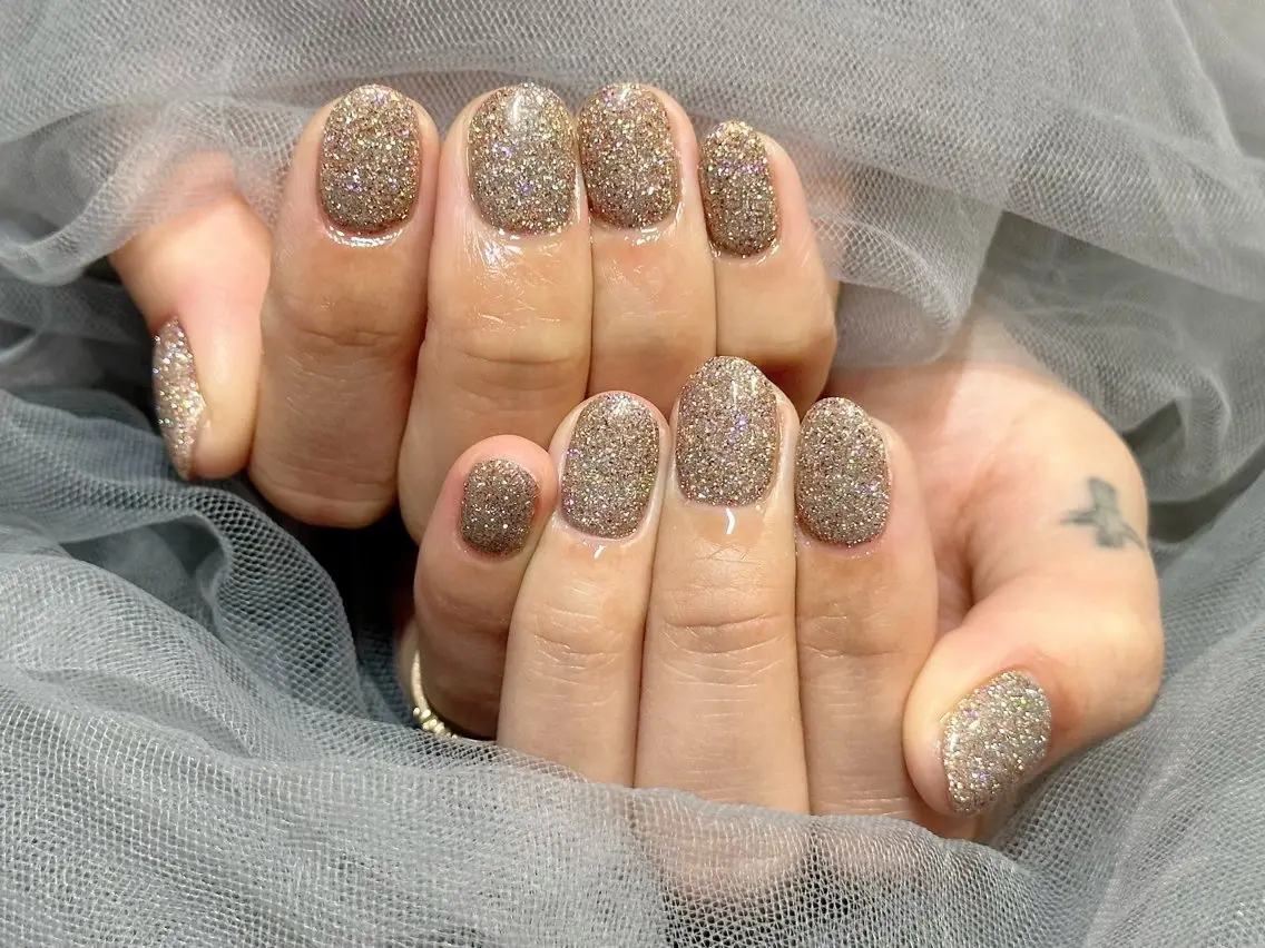 ネイル フラッシュネイル ラメ(グリッター) ワンカラーネイル ハンドネイル Nail Salon KURELLYのネイルデザイン