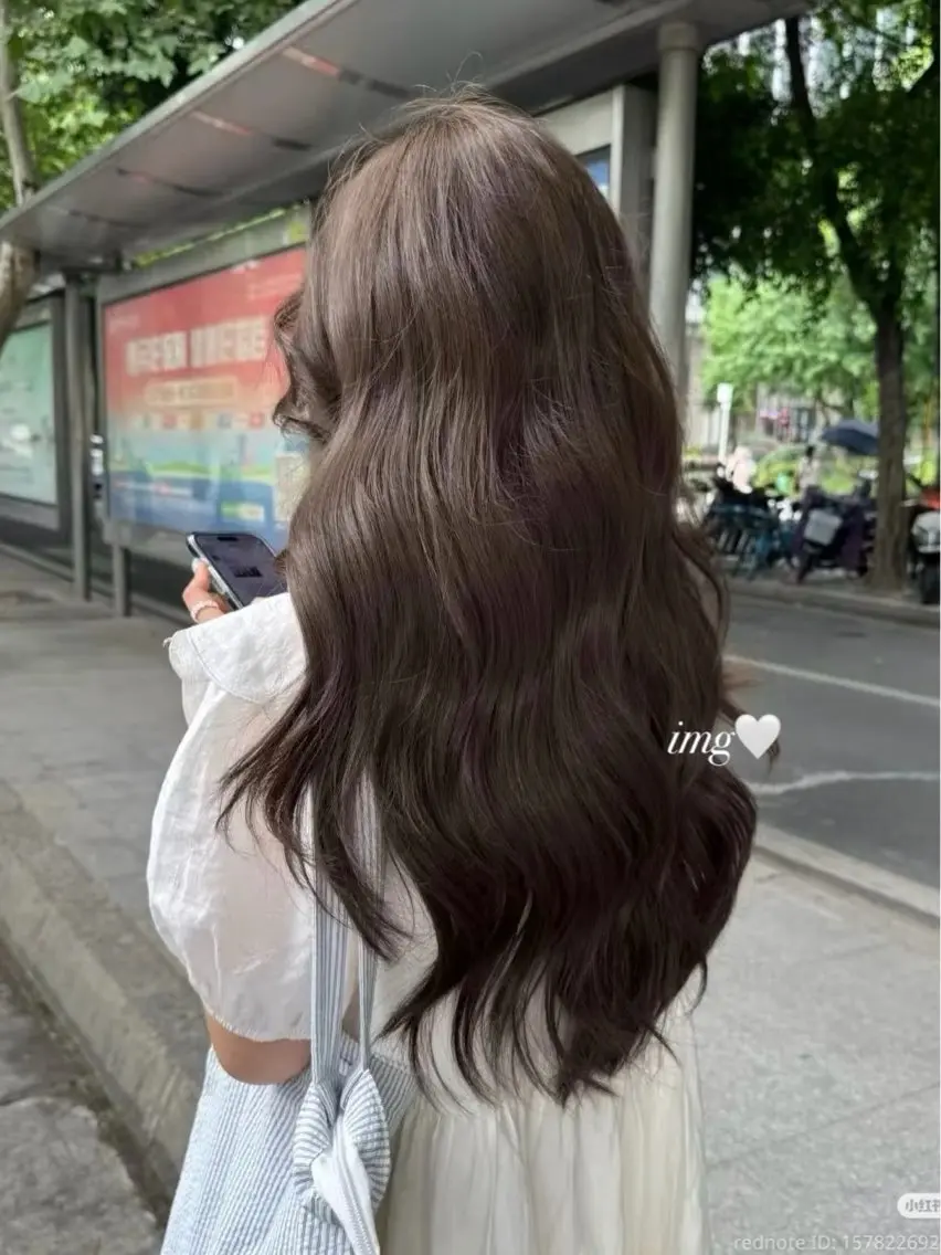 カラー 韓国ヘア🇰🇷艶 カラー🦢みいのヘアスタイル