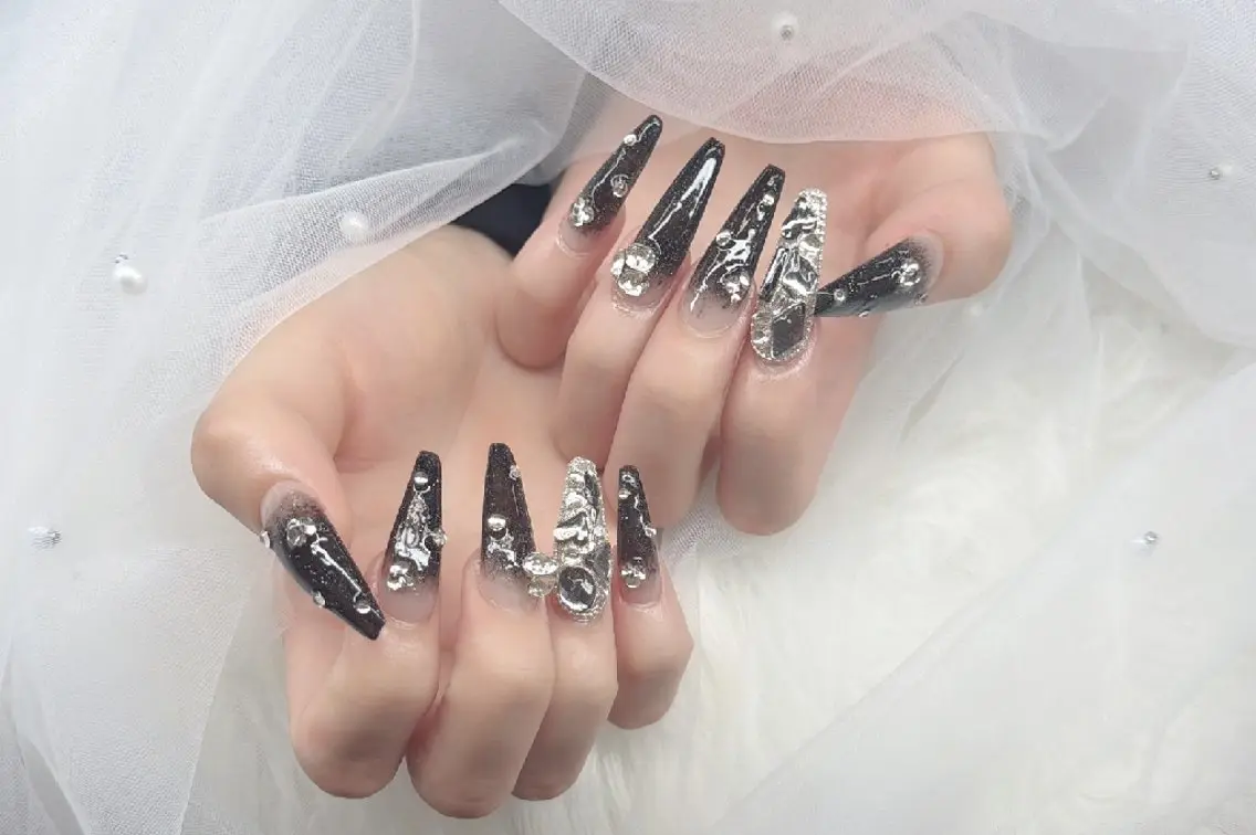 ネイル ハンドネイル 　miyu.nail yukino のネイルデザイン