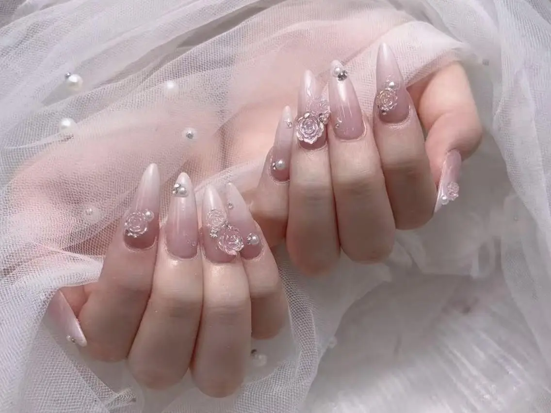 ネイル オフィスネイル ピンク シンプルネイル Nail salon LOTUSのネイルデザイン