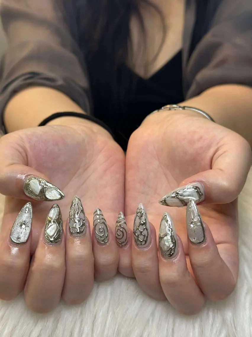ネイル アートネイル 成人式 ジェルネイル ニュアンスネイル 夏ネイル Nie Nail Shinokuboのネイルデザイン