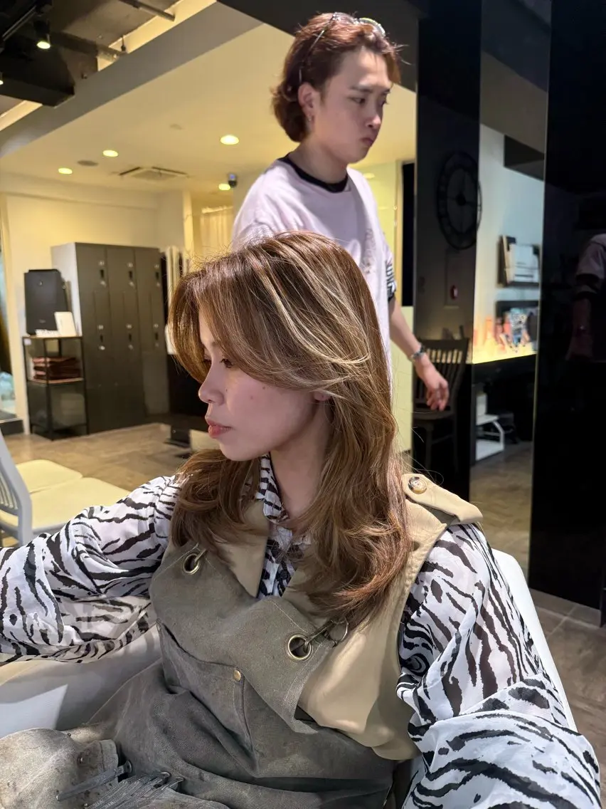 ロング カラー ヘアカラー レイヤー/艶カラー ROKUのヘアスタイル