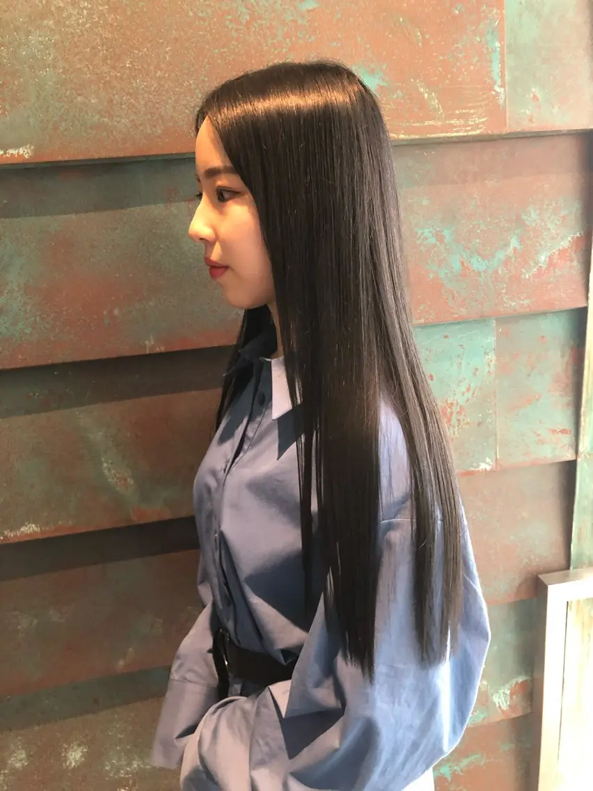 【質感チェンジ💎】似合わせカット＋酸性ストレート＋最高級トリートメントの写真