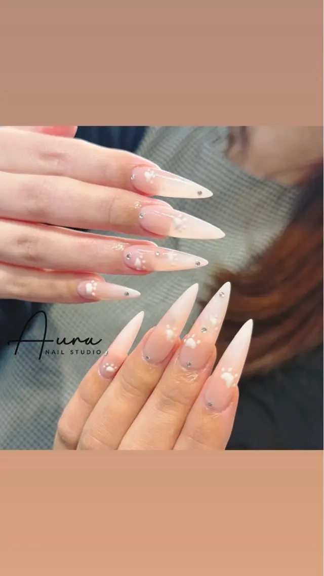 ネイル アートネイル ガーリー 韓国ネイル ロングネイル ピンク ハンドネイル Aura Nail Studioのネイルデザイン