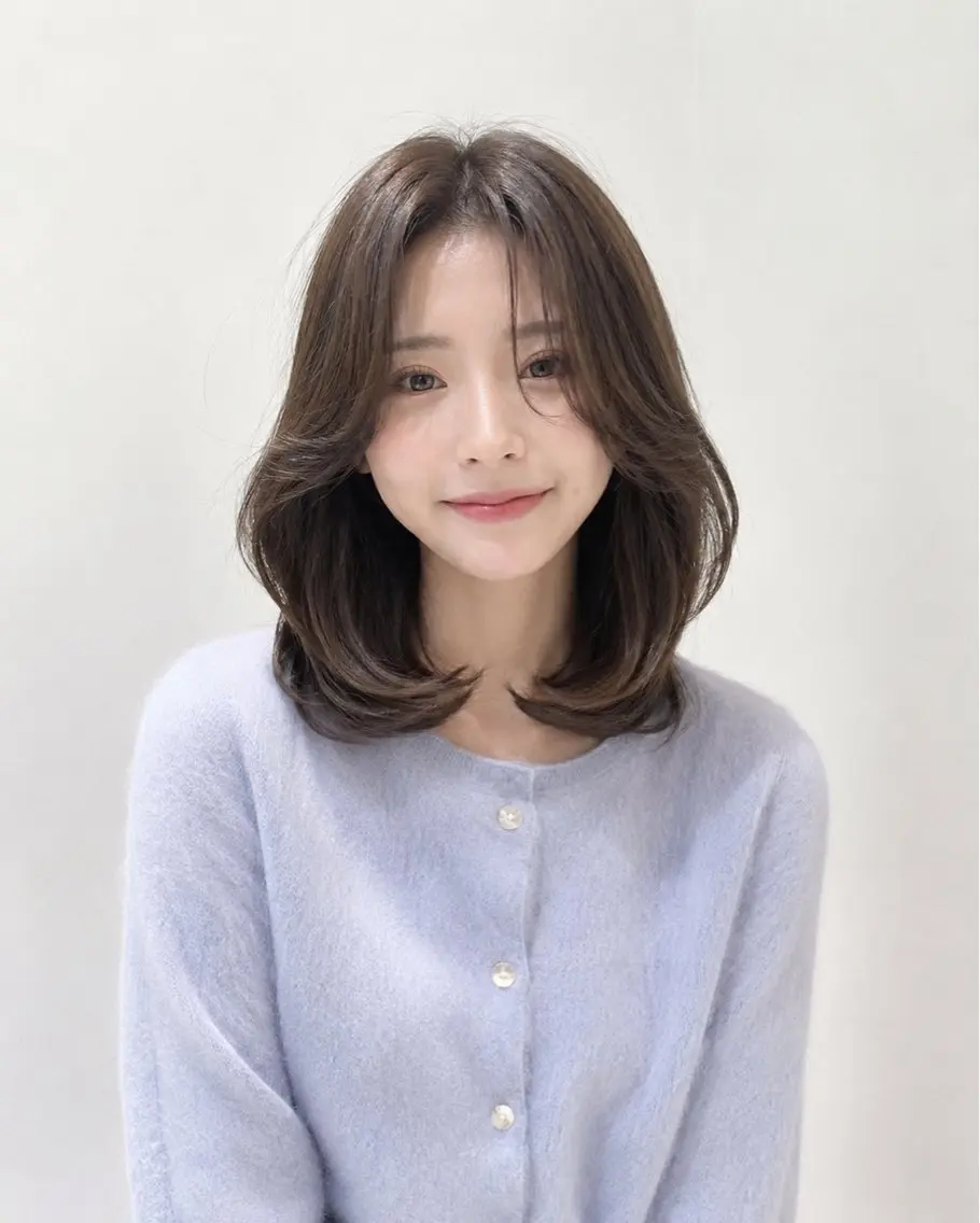 ミディアム カラー カット トリートメント ヘッドスパ モテ🤍トレンドヘア /新宿/ワカナのヘアスタイル