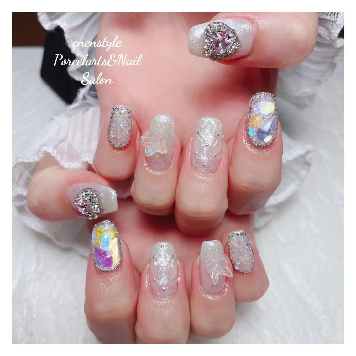 ミディアム ネイル 🐾enen style 🐾のネイルデザイン