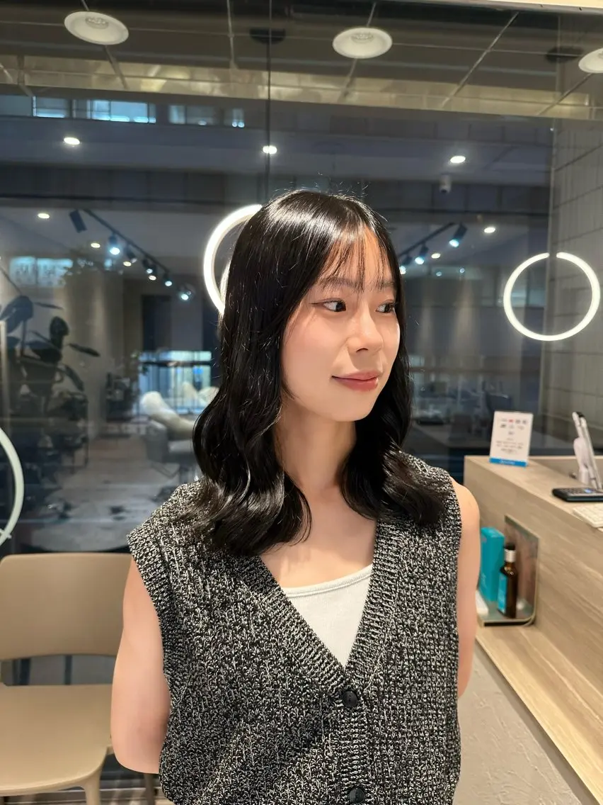ミディアム カット ヘアカラー miyu ♡のヘアスタイル