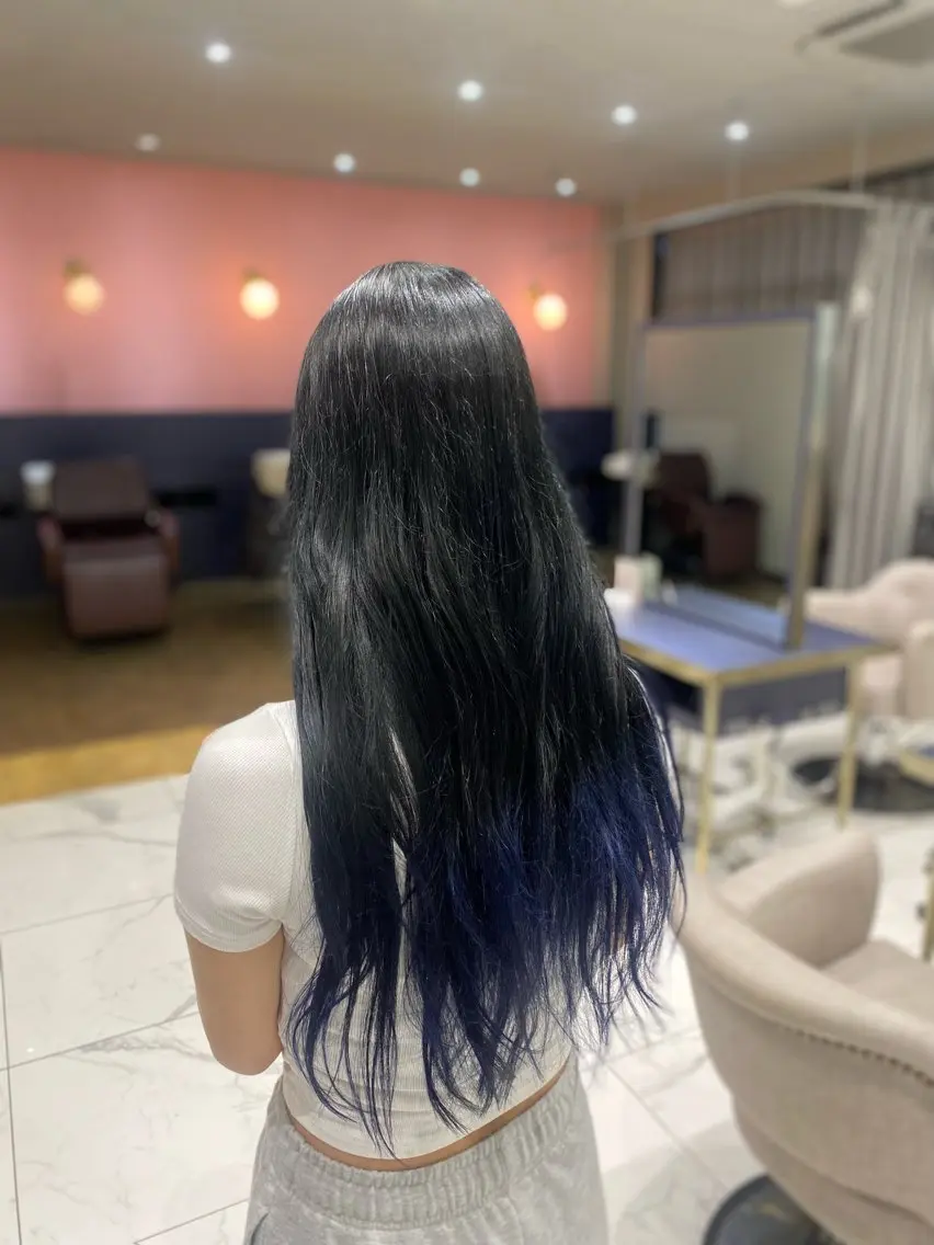 ロング カラー ブルーカラー 磯田冬弥/ ブリーチメニューのヘアスタイル