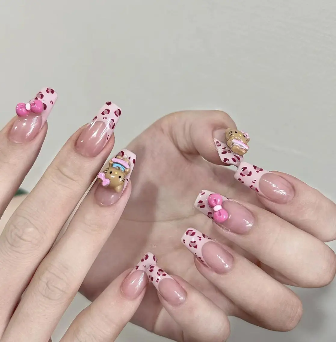 ネイル ハンドネイル Pure&Rich Nailのネイルデザイン