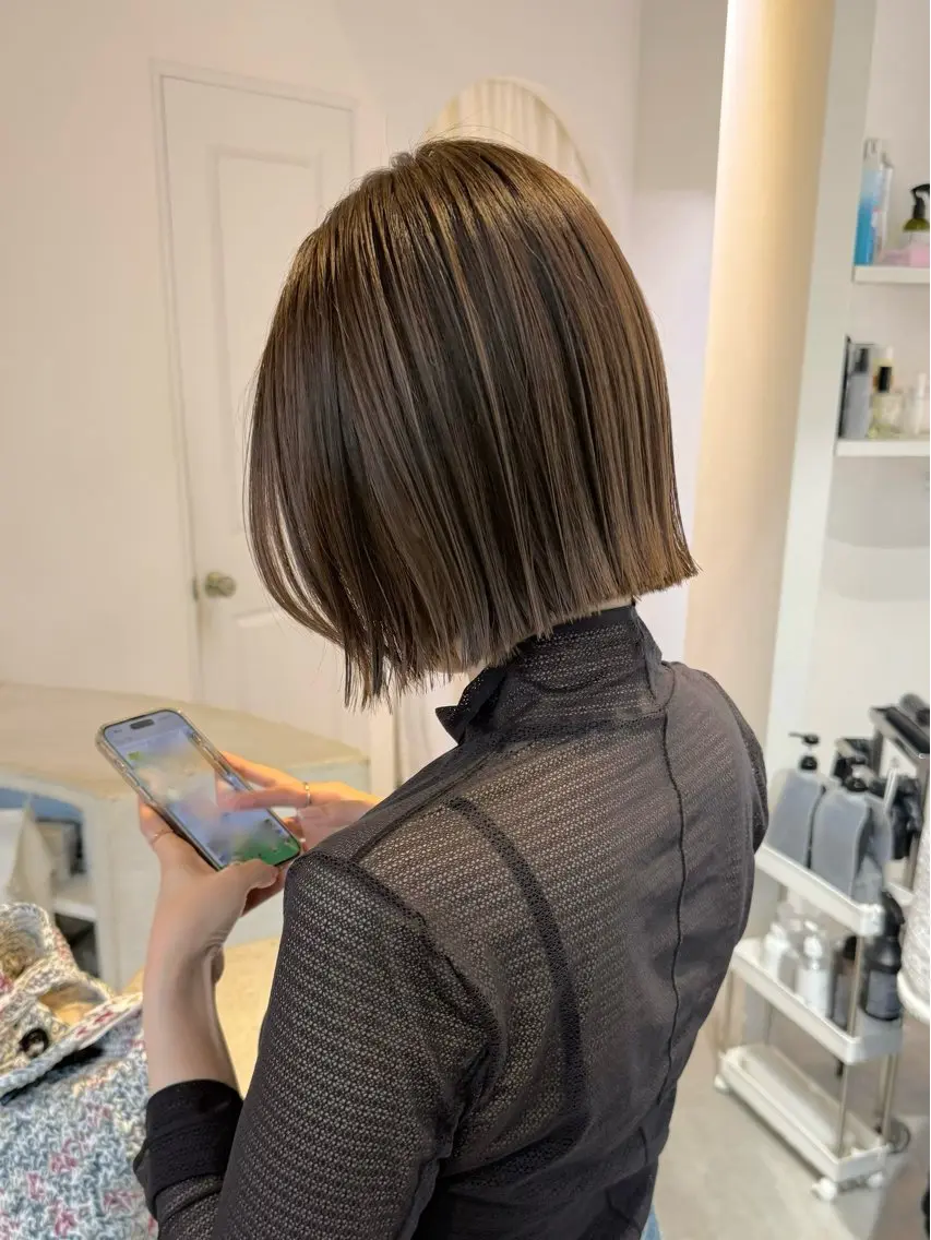 ミディアム カラー 中林 友梨のヘアスタイル