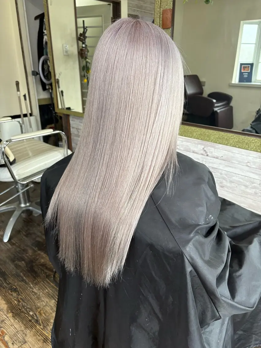 カラー ヘアカラー 渡辺 健太のヘアスタイル