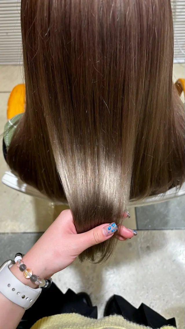 カラー 淡色┊︎ナチュラル 🧁奈那美🧁*.゜のヘアスタイル
