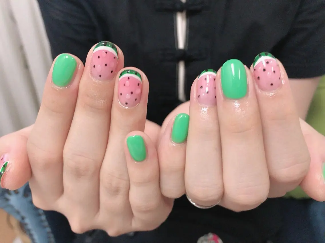 ネイル ハンドネイル mano nella manoのネイルデザイン