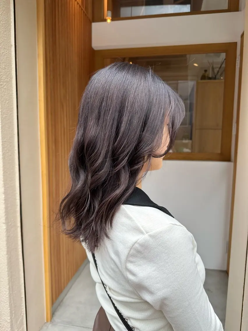 ミディアム カット ヘアカラー newi京橋 【noa】のヘアスタイル