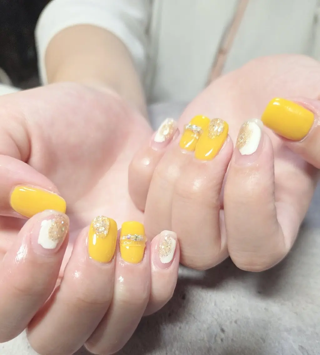 ネイル ジェルネイル ホログラムネイル キラキラネイル パラジェル ぷっくりネイル flure de neige yukiのネイルデザイン