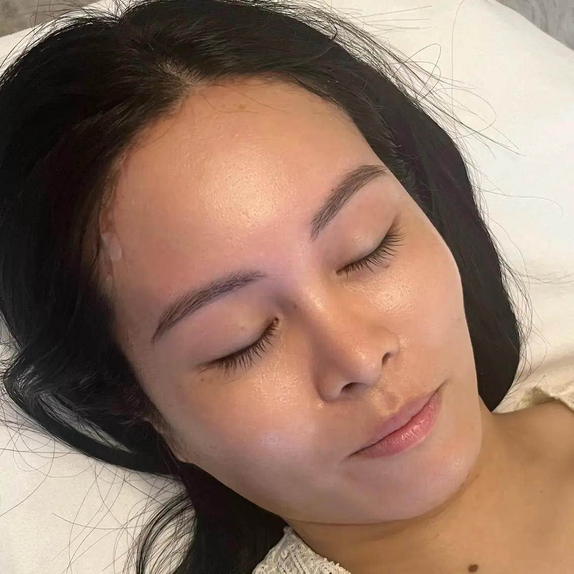 アイブロウ 眉毛ワックス脱毛 beauty salon uluの眉毛・アイブロウイメージ
