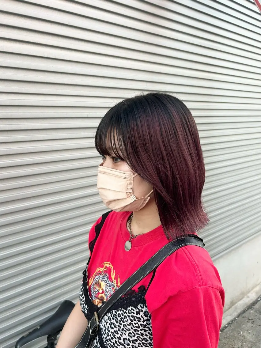 ミディアム カラー ブリーチ ケアブリーチ カシス デザインカラー ハイトーンカラー レイヤー/ブリーチ/ 渋谷/ルル🌿のヘアスタイル