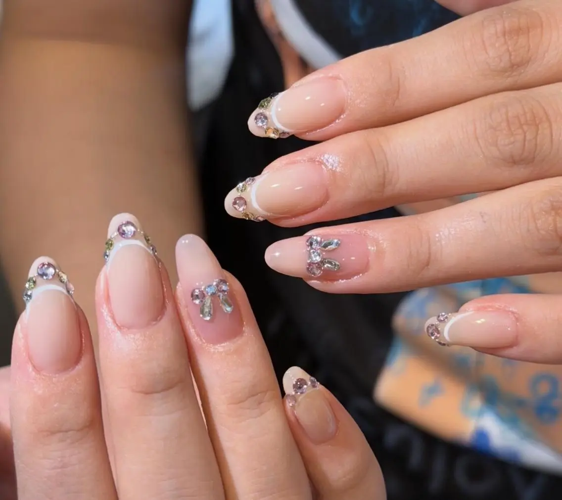 ネイル ハンドネイル 🎀 NaNa_nailのネイルデザイン