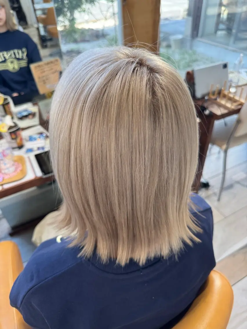 カラー ベージュカラー ホワイトベージュ 北村 優樹のヘアスタイル