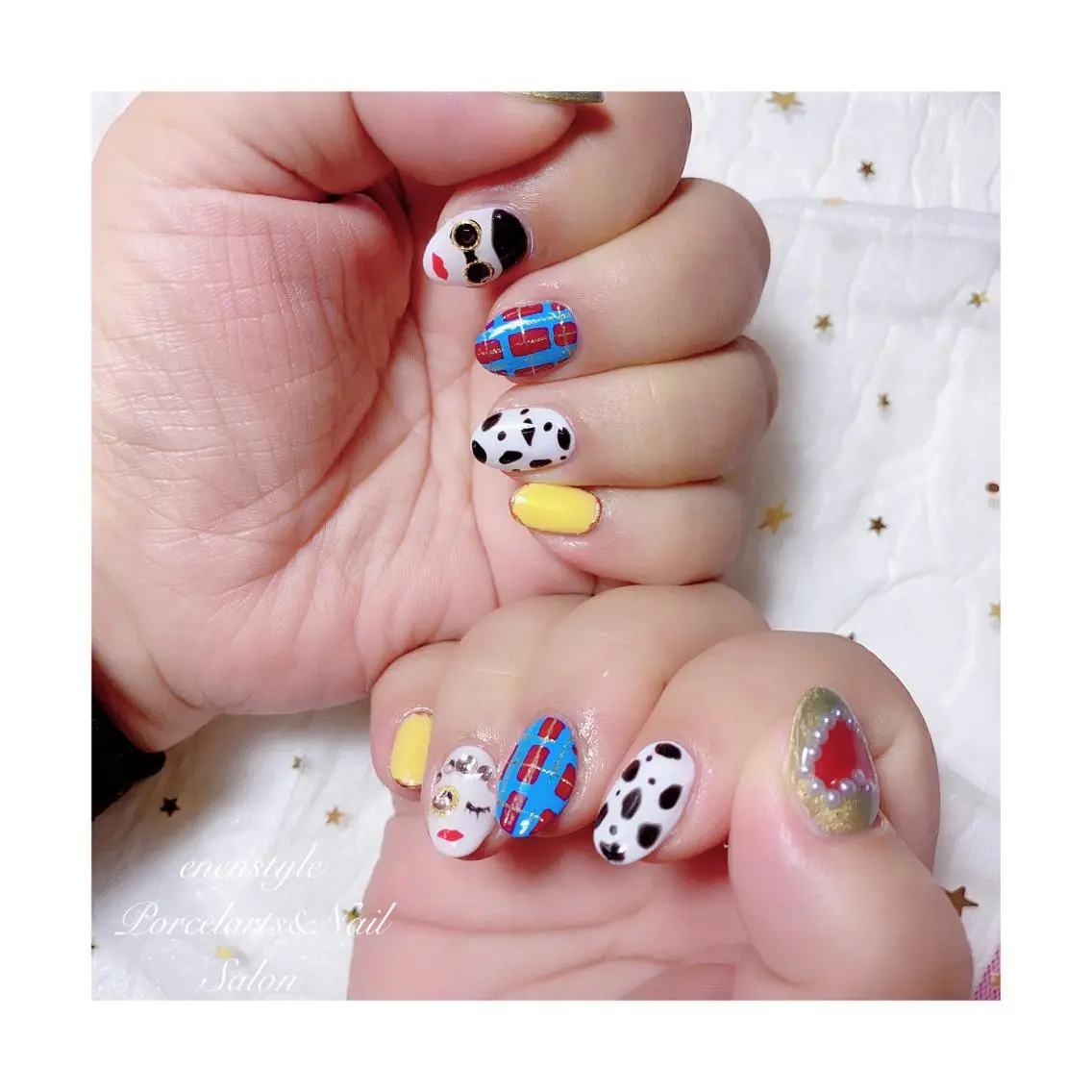 ミディアム ネイル ジェルネイル ニュアンスネイル オフィスネイル ワンカラーネイル パラジェル ハンドネイル 🐾enen style 🐾のネイルデザイン