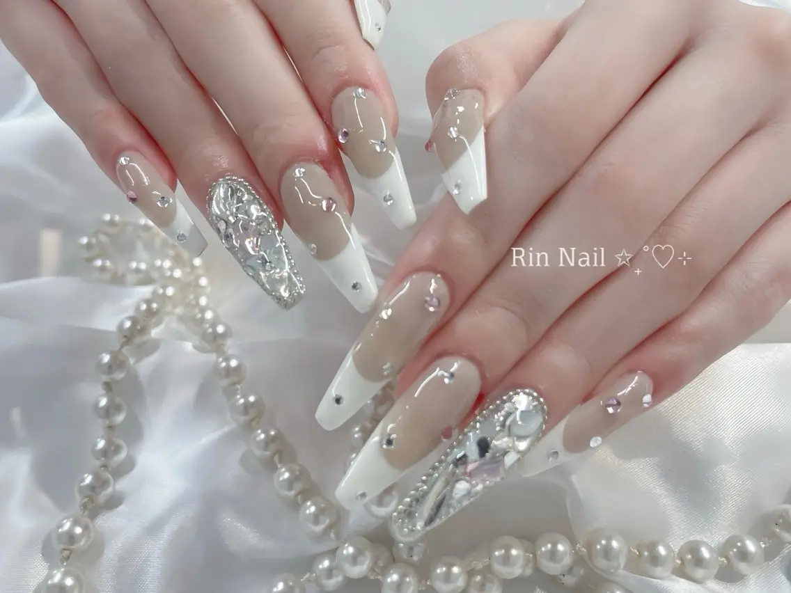 ネイル アートネイル オーロラネイル カジュアル クリアネイル 長さ出し ハンドネイル Rin Nail 新大久保店のネイルデザイン
