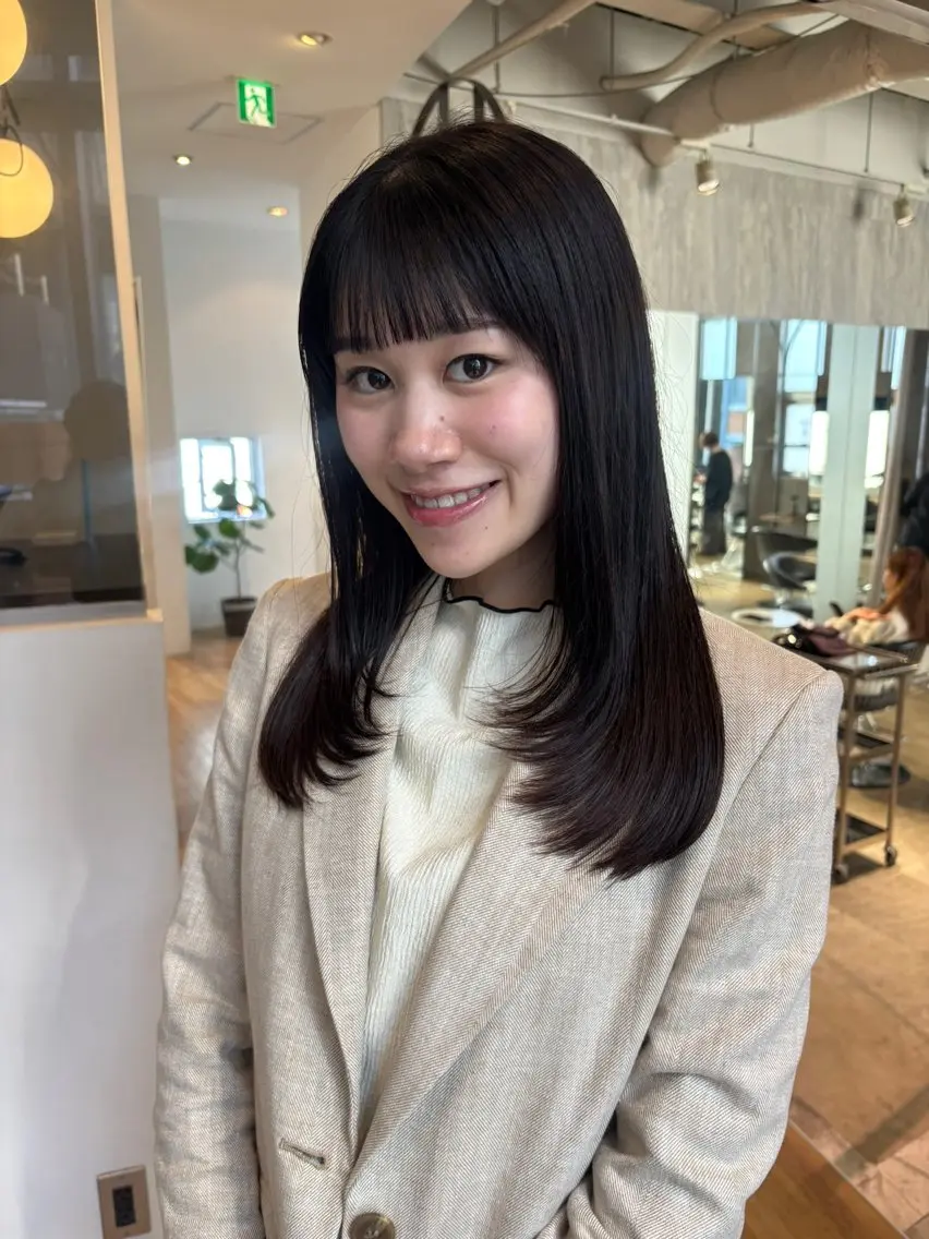 セミロング レイヤーカット カット ヘアカラー トリートメント 西田  美侑/ 前髪・顔周りカットのヘアスタイル