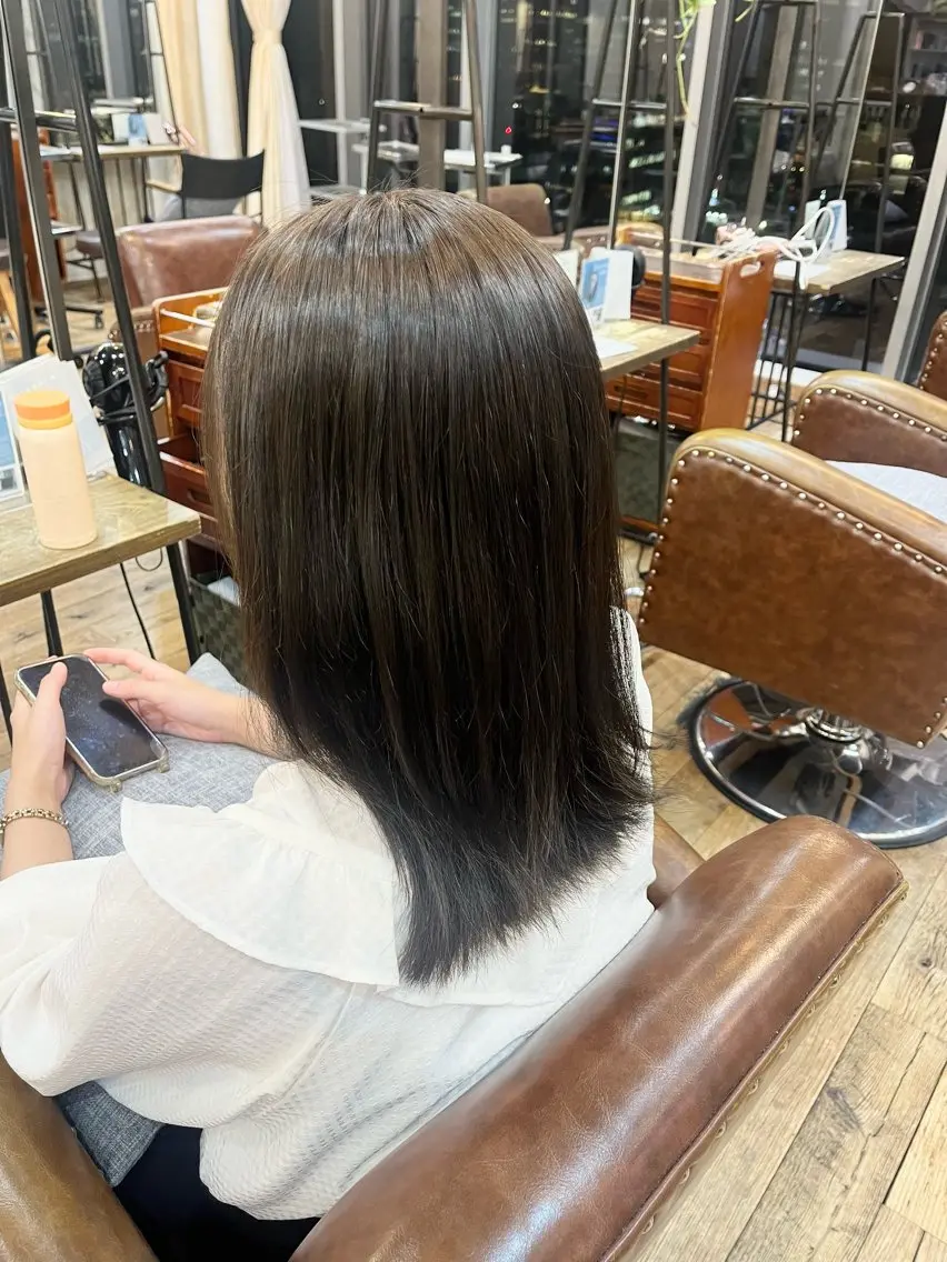 カラー オリーブカラー 東茉央/ブリーチ /パーマ🧸銀座のヘアスタイル