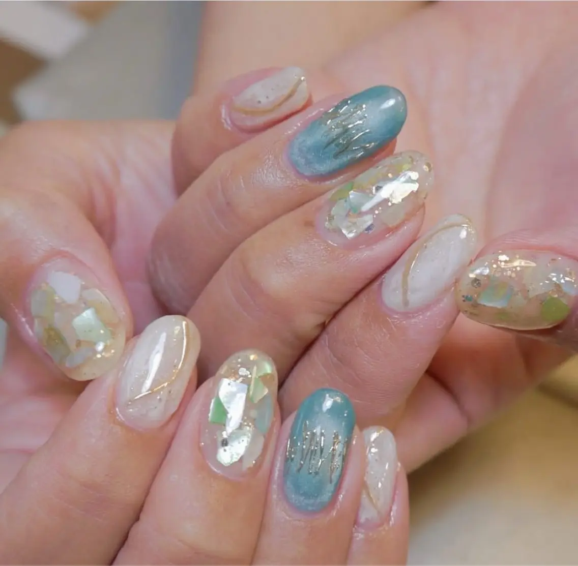 ネイル ハンドネイル nail salon BrooChillのネイルデザイン