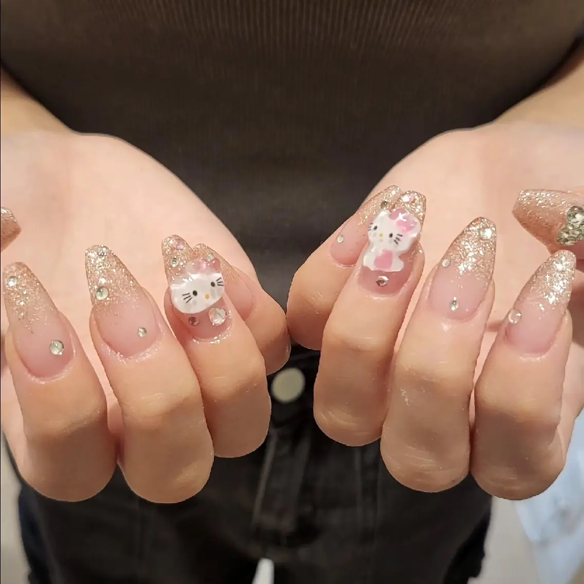 ネイル ハンドネイル フットネイル ハンドケア ChouChou NAILSALONのネイルデザイン