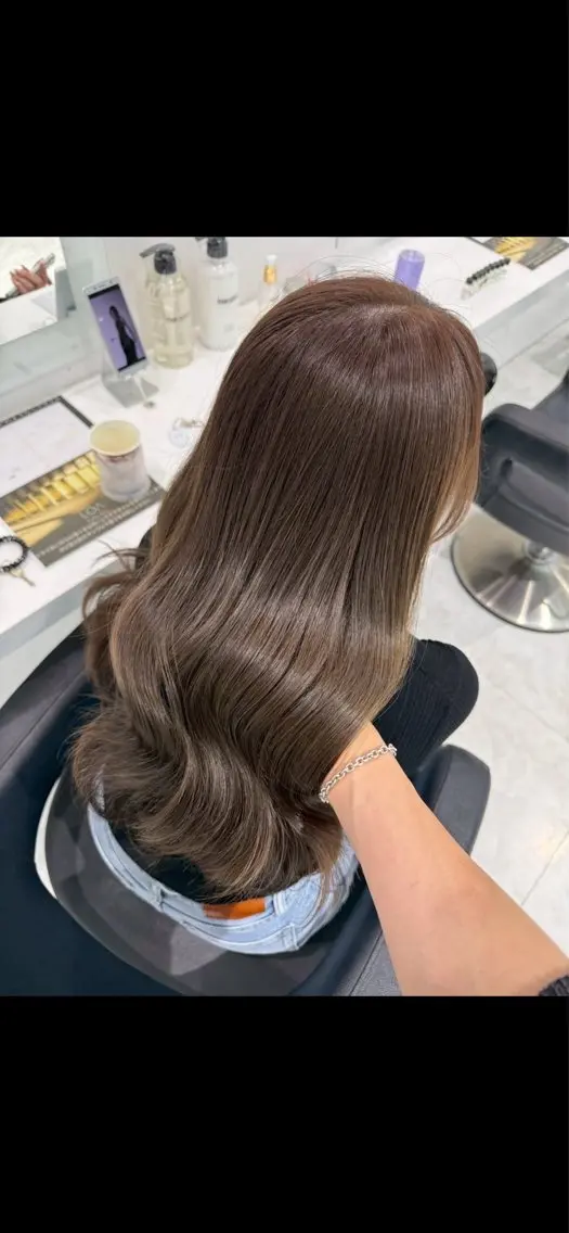 ロング ヘアカラー 韓国ワンホン透明感 カラー✨🖤ここあのヘアスタイル