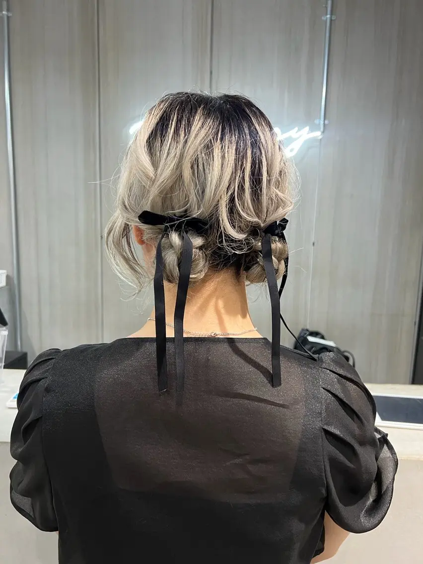 ミディアム ヘアアレンジ お団子ヘア ヘアセット ヨシオカ マオのヘアスタイル